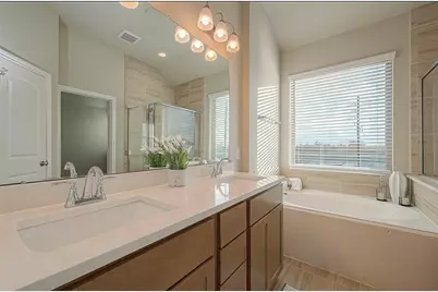 8700 Laurel Crest Drive, Missouri City, TX 77459 - Photo 15