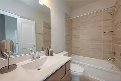 8700 Laurel Crest Drive, Missouri City, TX 77459 - Photo 19