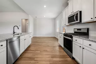 15675 Honey Cv Dr, Conroe, TX 77303 - Photo 11