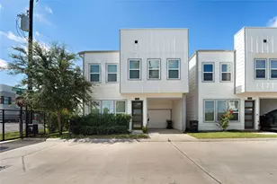 7703 Rainbow Close Ln, Houston, TX 77055 - Photo 1