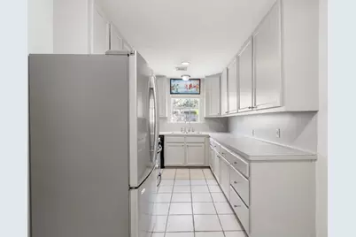 1811 W 14th 1/2 Street, Houston, TX 77008 - Photo 9