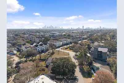 1811 W 14th 1/2 Street, Houston, TX 77008 - Photo 21