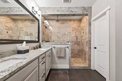 2506 Turnbull Drive, Houston, TX 77008 - Photo 31