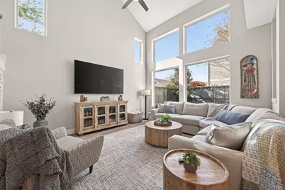 2506 Turnbull Drive, Houston, TX 77008 - Photo 11