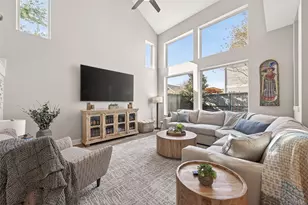 2506 Turnbull Dr, Houston, TX 77008 - Photo 11