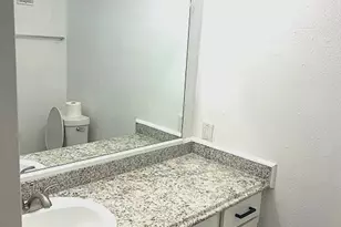 3075 Walnut Bend Ln, Houston, TX 77042 - Photo 11