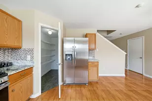 10038 Victoria Chase Ln, Houston, TX 77075 - Photo 15