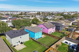 10038 Victoria Chase Ln, Houston, TX 77075 - Photo 41