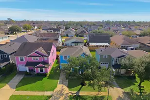 10038 Victoria Chase Ln, Houston, TX 77075 - Photo 39