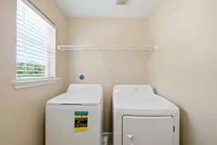 10038 Victoria Chase Ln, Houston, TX 77075 - Photo 31