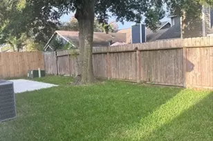 3230 Meadway Dr, Houston, TX 77082 - Photo 13
