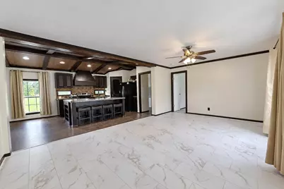 11350 Hillcrest Drive, Conroe, TX 77303 - Photo 9