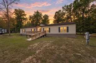 11350 Hillcrest Dr, Conroe, TX 77303 - Photo 1