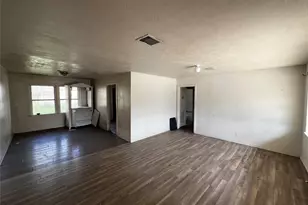 5967 Southtown St, Houston, TX 77033 - Photo 5