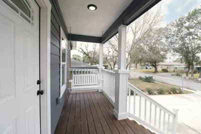 6150 Ridgeway Drive, Houston, TX 77033 - Photo 3