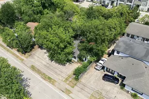 2082 Antoine Dr, Houston, TX 77055 - Photo 7