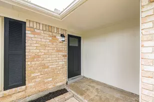 22015 Singing Spurs Dr, Katy, TX 77450 - Photo 3