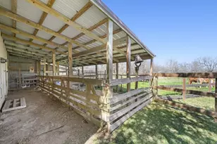 10007 County Rd 168, Alvin, TX 77511 - Photo 43