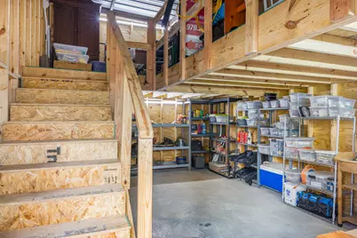 4196 Winding Road, Hearne, TX 77859 - Photo 33