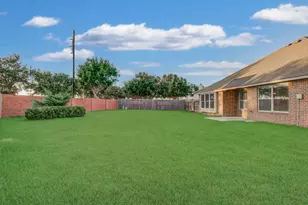1904 Roaring Springs Ct, Pearland, TX 77584 - Photo 19