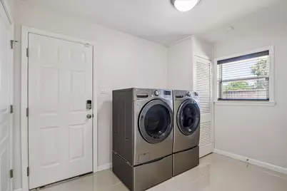 9926 Cliffwood Drive, Houston, TX 77096 - Photo 25