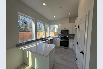 2000 Riverside Farms #11101, Austin, TX 78741 - Photo 13