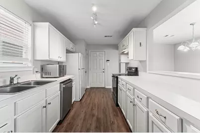 1424 Ruthven Street, Houston, TX 77019 - Photo 9