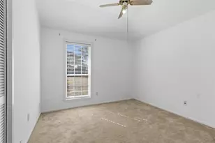 10922 Fallbrook Dr, Houston, TX 77064 - Photo 17