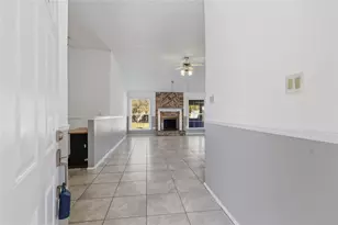 10922 Fallbrook Dr, Houston, TX 77064 - Photo 3