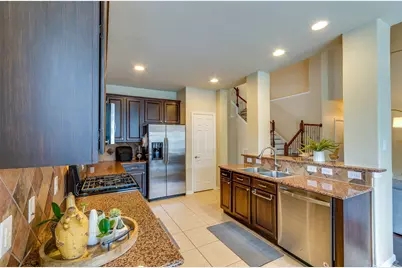 10 Caelin Court, The Woodlands, TX 77382 - Photo 11