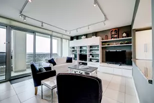 801 E Beach Dr, Galveston, TX 77550 - Photo 1