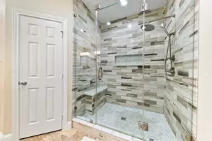 4510 Hazelton St, Houston, TX 77035 - Photo 15