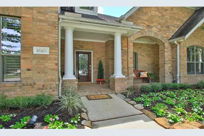 10202 Leedscastle Manor Court, Spring, TX 77379 - Photo 3