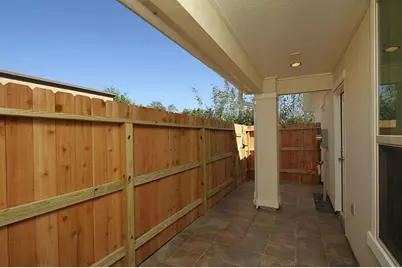 14478 Summerleaf Lane, Houston, TX 77077 - Photo 21