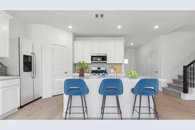 31107 Winchester Falls Court, Fulshear, TX 77441 - Photo 9