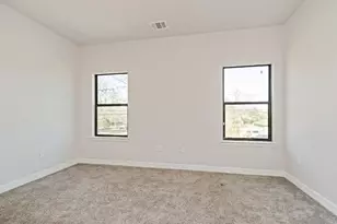1021 Grenshaw St, Houston, TX 77088 - Photo 31