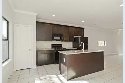 1021 Grenshaw Street #B, Houston, TX 77088 - Photo 9