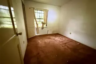 5123 Willow Glen Dr, Houston, TX 77033 - Photo 15