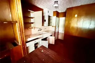 5123 Willow Glen Dr, Houston, TX 77033 - Photo 7