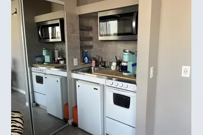 2016 Main Street #2309, Houston, TX 77002 - Photo 3