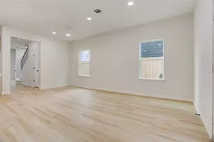 8314 Williamsdell St, Houston, TX 77088 - Photo 5