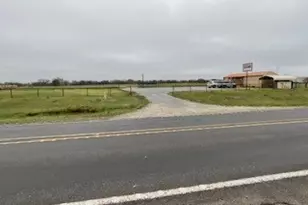 11913 Fm 1696 Rd, Bedias, TX 77831 - Photo 1