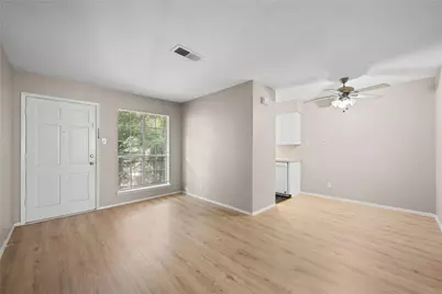2012 Brun Street #E, Houston, TX 77019 - Photo 5
