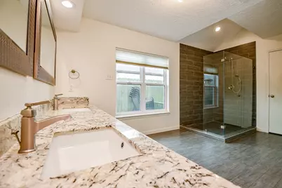 7711 Hopewell Lane, Houston, TX 77071 - Photo 25