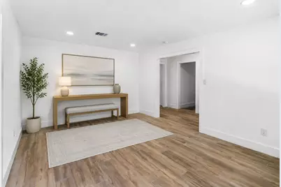 6010 Cartagena Street, Houston, TX 77035 - Photo 9