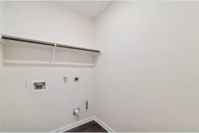 648 Woodhaven Lakes Drive, La Marque, TX 77568 - Photo 9