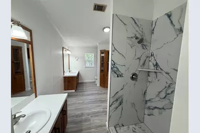 10621 Parker Drive, Willis, TX 77318 - Photo 19