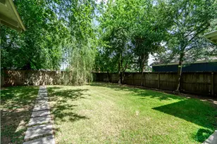 502 Malone St, Tomball, TX 77375 - Photo 7