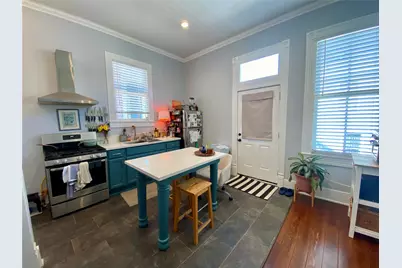 1604 Avenue L, Galveston, TX 77550 - Photo 17