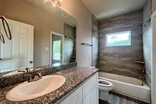 7903 Moon Beam St, Houston, TX 77088 - Photo 9